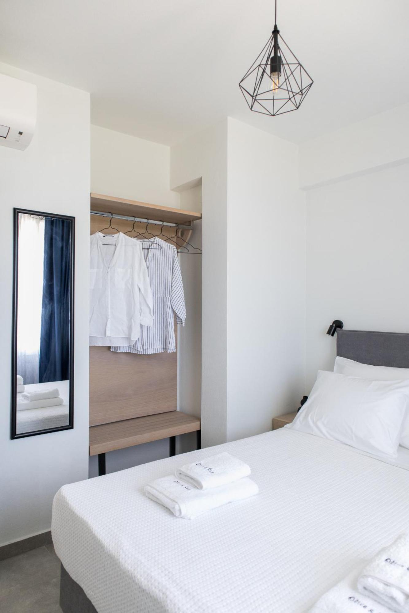 Olive & Sea Luxury Suites スカラ・ソティロス エクステリア 写真